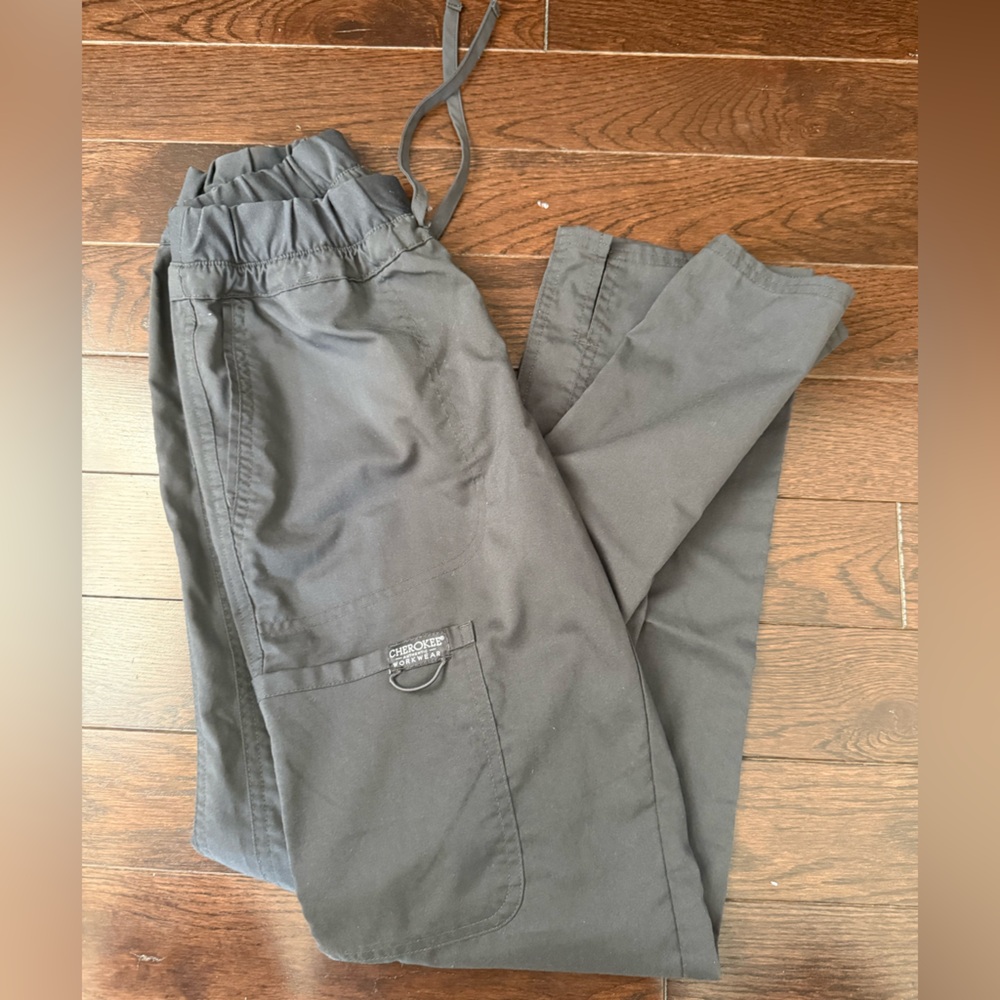 Cherokee Woman's XS Charcoal Scrub Pants